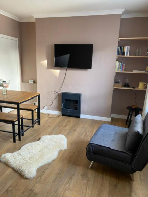 Central Oban two double bedroom flat-free parking.